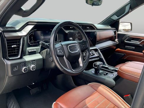 Used 2024 GMC Sierra 1500 Denali Ultimate AWD/4WD image 17