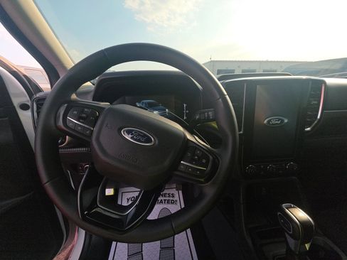 Used 2025 Ford Ranger XLT w/ FX4 Off-Road Package AWD/4WD image 8