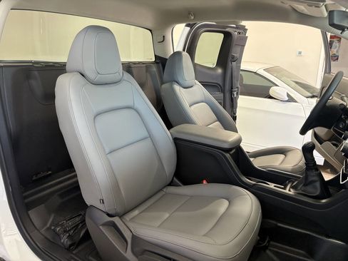 Used 2017 Chevrolet Colorado 2WD Extended Cab image 28
