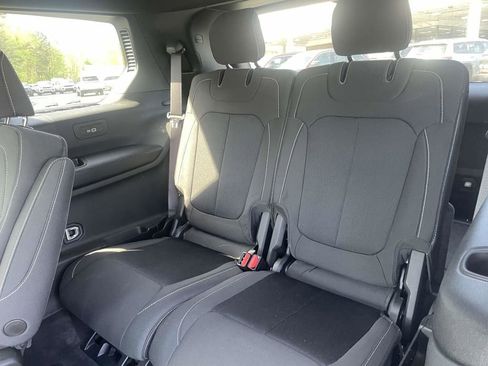 Certified 2025 Jeep Grand Cherokee L Laredo w/ Luxury Tech Group I image 22