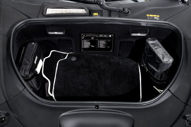 Used 2021 Ferrari F8 Tributo RWD image 16