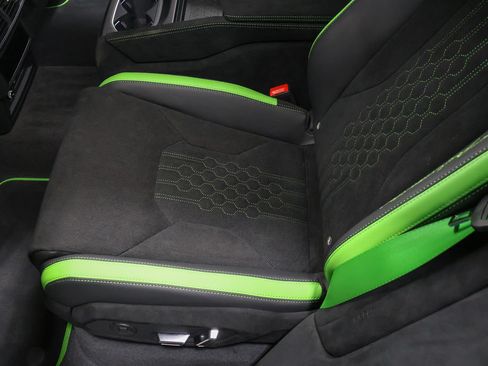 Used 2024 Lamborghini Urus Performante AWD/4WD image 58