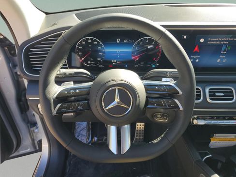 New 2026 Mercedes-Benz GLS 450 4MATIC image 29