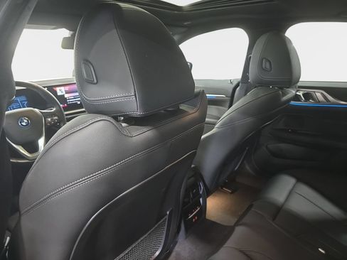 Used 2023 BMW i4 eDrive35 RWD image 10