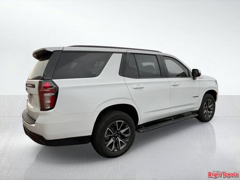 Used 2023 Chevrolet Tahoe Z71 w/ Luxury Package AWD/4WD image 4