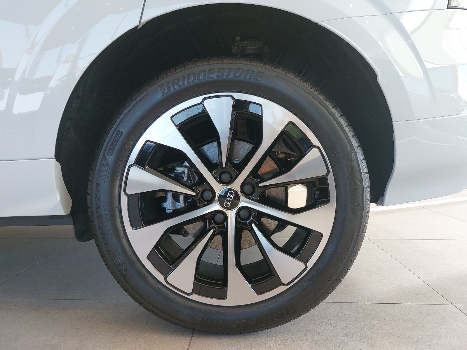 New 2026 Audi Q3 quattro 2.0T AWD/4WD image 37