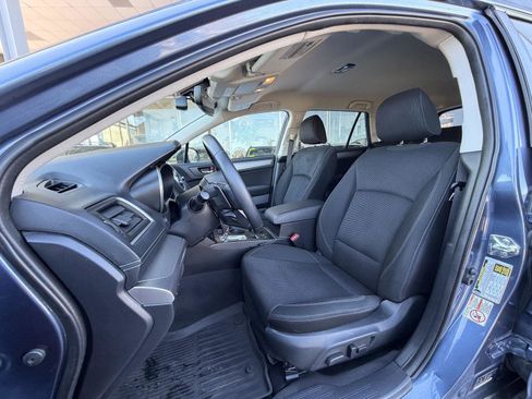 Used 2018 Subaru Outback 2.5i Premium image 13