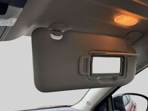 Certified 2025 Nissan Sentra SR w/ SR Premium Package image 33