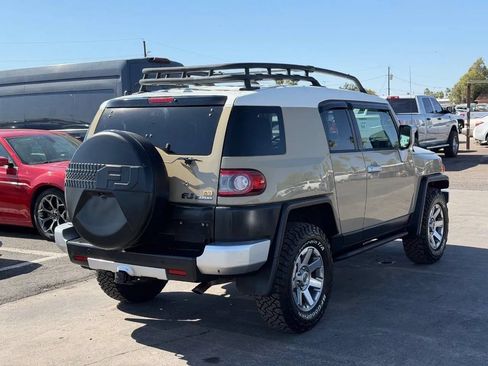 Used 2014 Toyota FJ Cruiser 4WD w/ Upgrade Package image 13