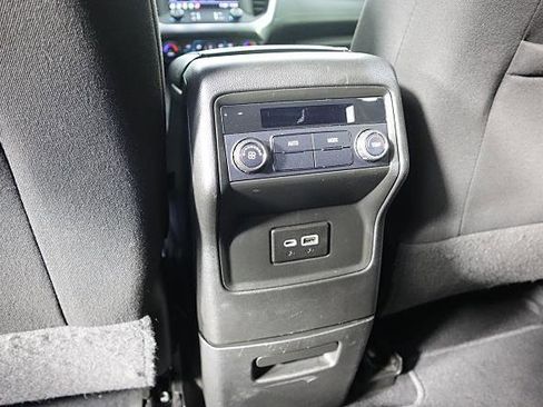 Used 2020 GMC Acadia SLE image 21