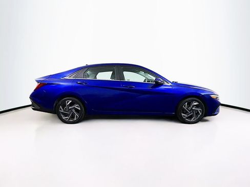 Used 2024 Hyundai Elantra Limited FWD image 8