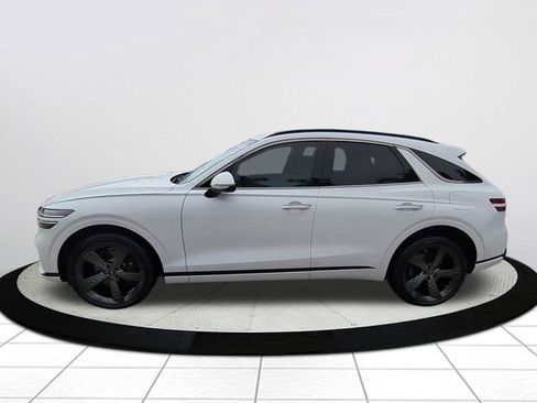 Used 2025 Genesis GV70 3.5T Sport w/ Sport Advanced Package AWD/4WD image 6