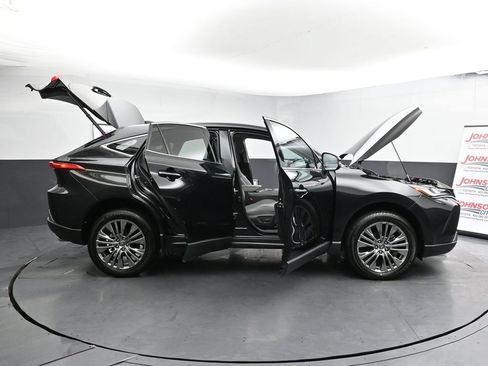 Used 2023 Toyota Venza Limited AWD/4WD image 44