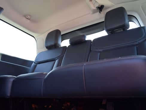 New 2025 Ford Expedition Platinum w/ Driver's Package image 21