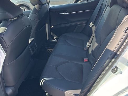 Used 2022 Toyota Camry XLE w/ Navigation Upgrade Package FWD image 22