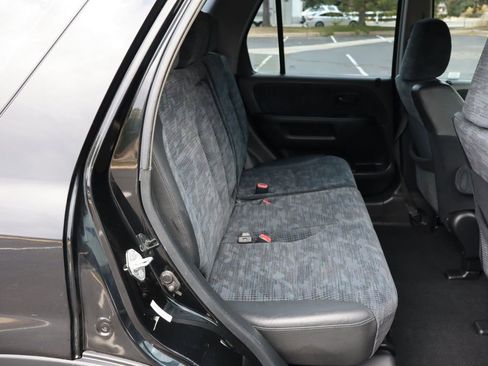 Used 2004 Honda CR-V LX image 22