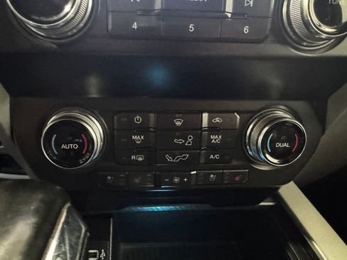 Used 2020 Ford F150 Lariat w/ Equipment Group 502A Luxury image 31