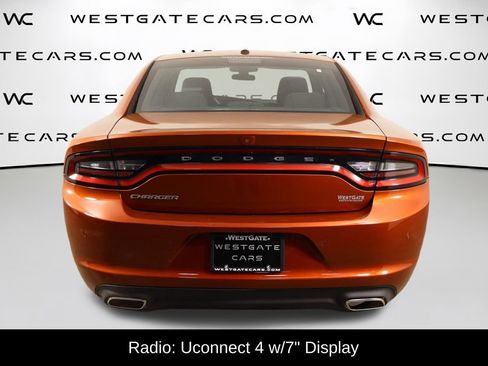 Used 2020 Dodge Charger SXT image 4