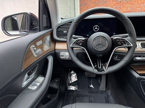 New 2026 Mercedes-Benz GLE 450 4MATIC image 13