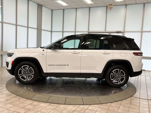 Used 2022 Jeep Grand Cherokee Trailhawk image 7
