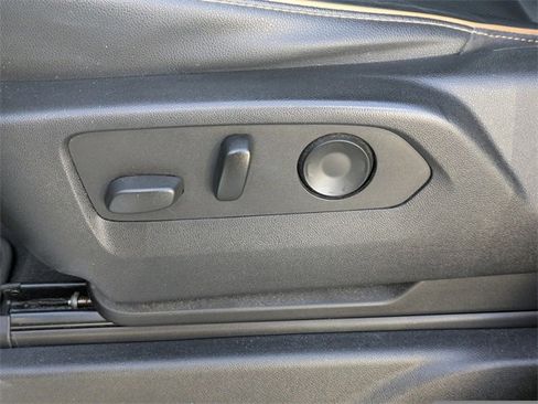 Used 2021 GMC Yukon AT4 w/ Rear Media and Nav Package image 22