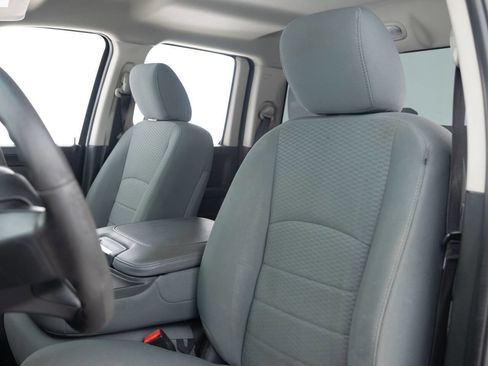 Used 2017 RAM 1500 Express w/ Express Value Package image 29