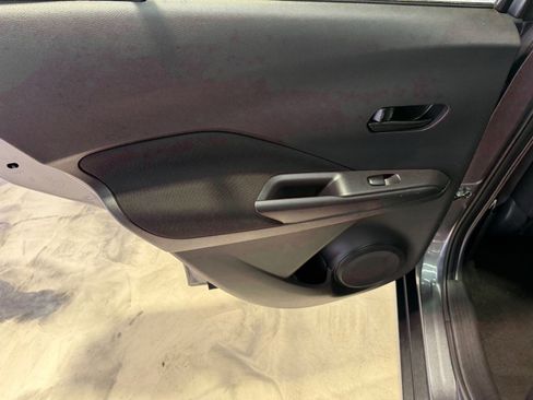 Used 2021 Nissan Kicks S FWD image 44