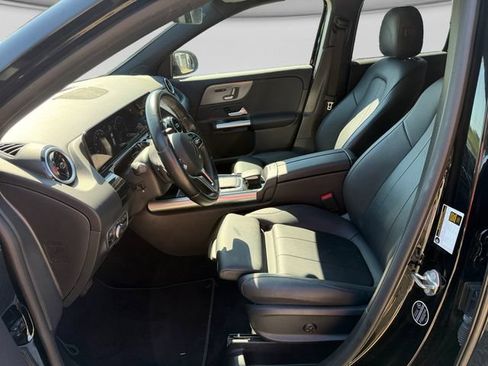 Certified 2023 Mercedes-Benz GLA 250 4MATIC image 9