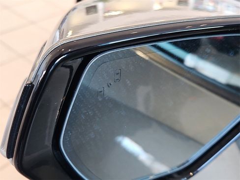 Certified 2023 Chevrolet Corvette Stingray Preferred Conv w/ 2LT image 23