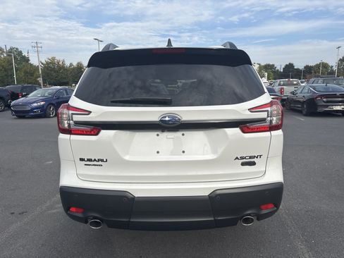 New 2025 Subaru Ascent Bronze Edition image 5