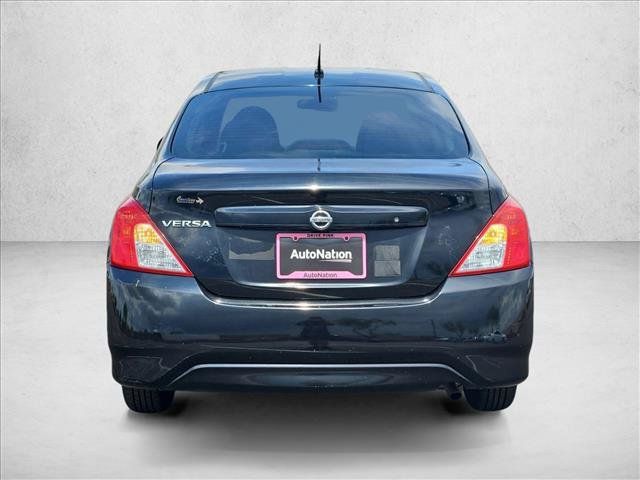 Used 2015 Nissan Versa S FWD image 7