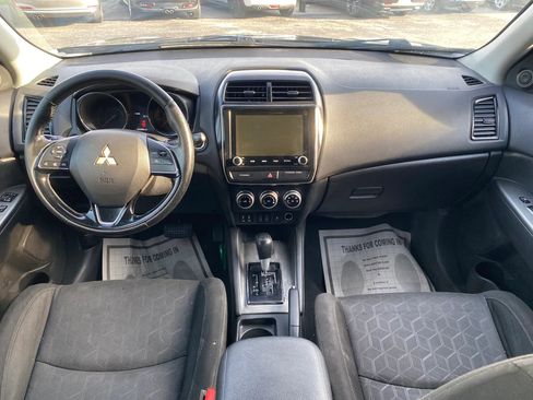 Used 2021 Mitsubishi Outlander Sport SE image 9