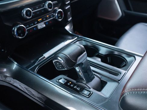 Used 2021 Ford F150 Lariat w/ Equipment Group 502A High image 13