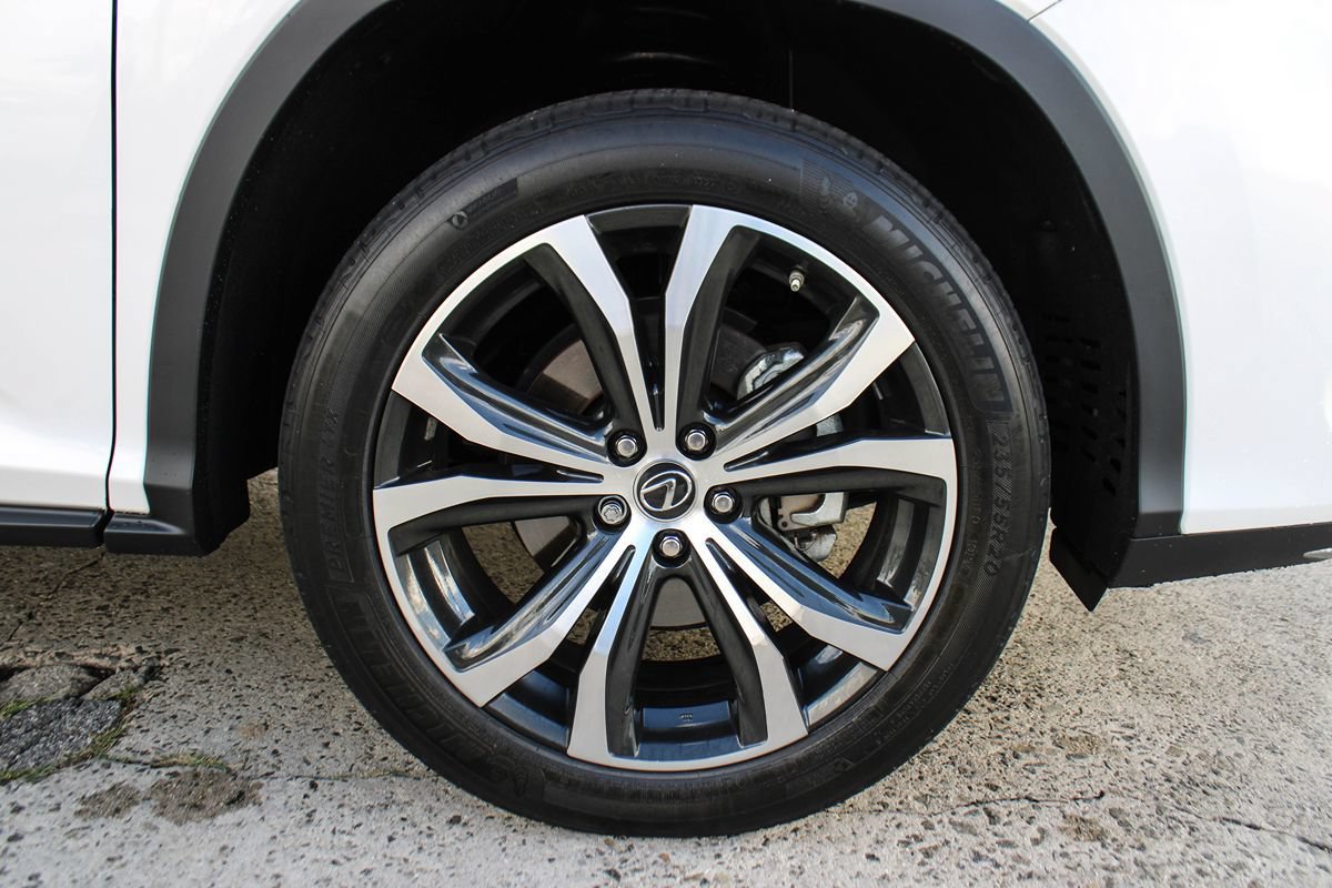 Used 2022 Lexus RX 450h AWD w/ Premium Package image 39