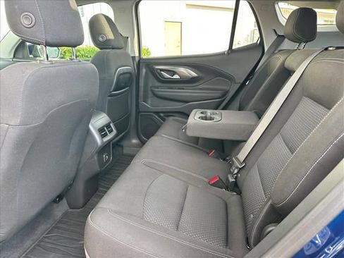 Certified 2022 GMC Terrain SLE w/ Driver Convenience Package FWD image 18