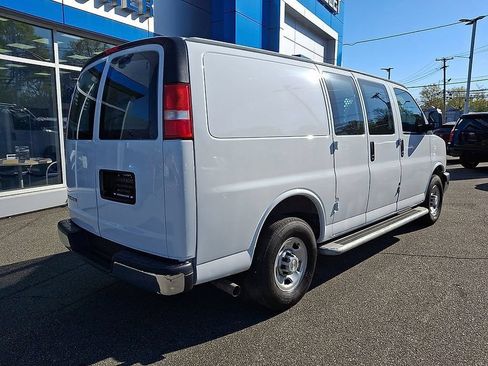Used 2024 Chevrolet Express 2500 w/ Driver Convenience Package RWD image 7