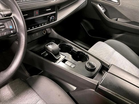 Certified 2023 Nissan Rogue SV image 20