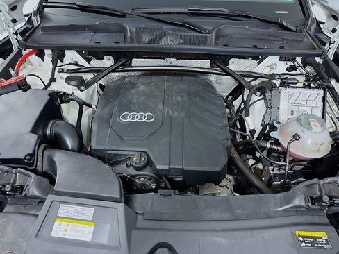 Used 2023 Audi Q5 2.0T Premium w/ Convenience Package image 31