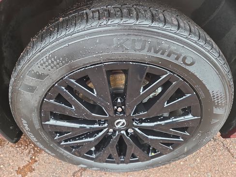 Used 2025 Nissan Altima 2.5 SV w/ SV Special Edition Package image 9