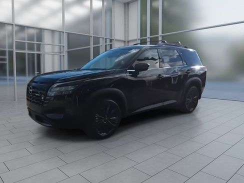 New 2026 Nissan Pathfinder SL image 4