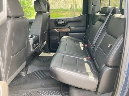 Used 2021 Chevrolet Silverado 1500 LT Trail Boss w/ Convenience Package II AWD/4WD image 18