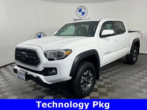 Used 2019 Toyota Tacoma TRD Off-Road image 3