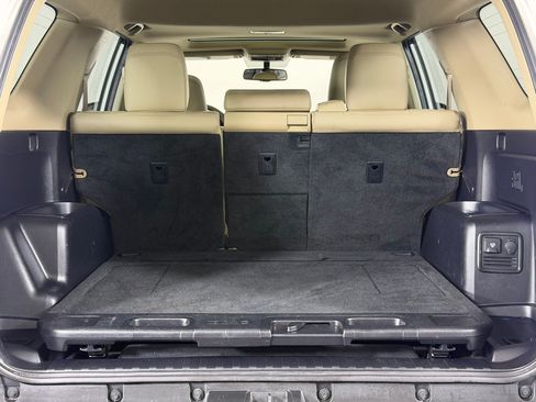 Used 2019 Toyota 4Runner Limited AWD/4WD image 23