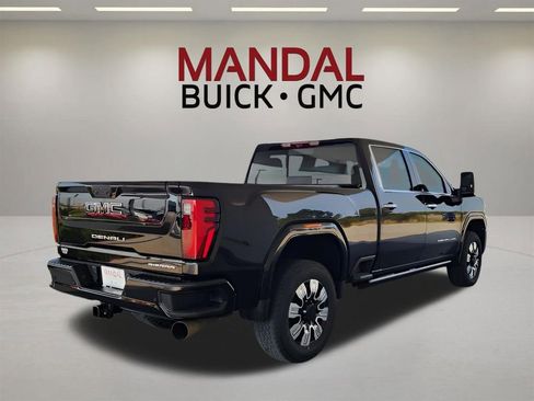 Used 2024 GMC Sierra 3500 Denali w/ Denali Reserve Package AWD/4WD image 6