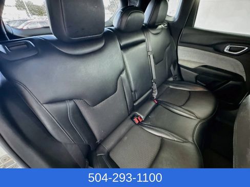 Used 2024 Jeep Compass Latitude AWD/4WD image 27