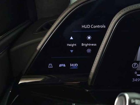 Used 2023 Cadillac Escalade V w/ LPO, ONYX Package image 31