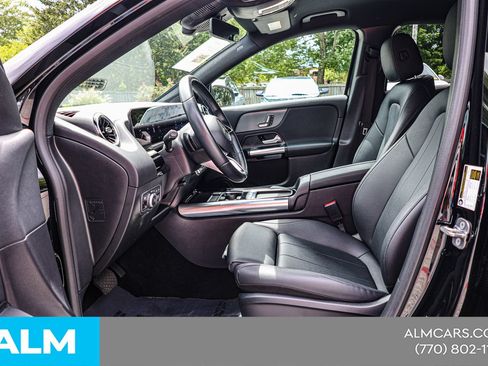 Used 2025 Mercedes-Benz GLA 250 image 17