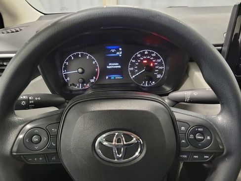 Used 2023 Toyota Corolla LE image 15