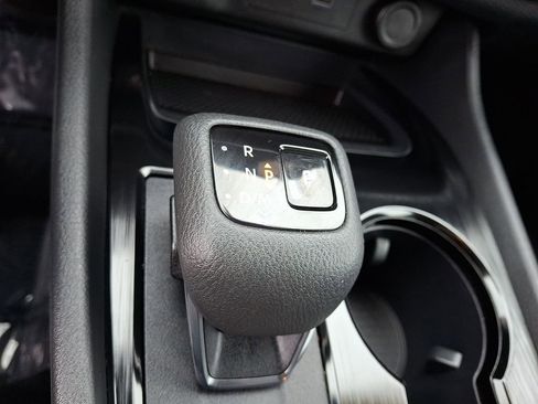 Used 2023 Nissan Rogue SV image 22