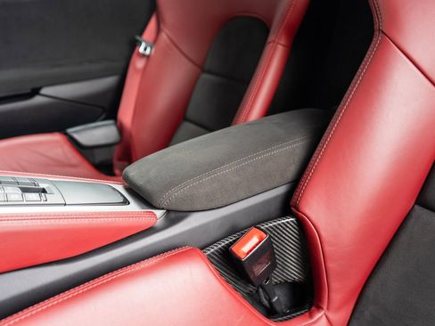 Used 2021 Porsche 718 Boxster Spyder image 25